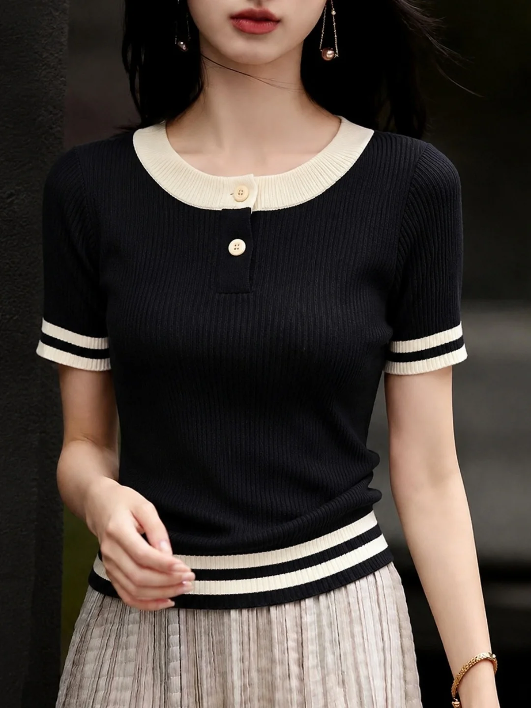 

Summer Design Ice Silk Knitted Short Sleeve round Neck Color Block Slim Fit Korean Style Knitwear Soft Comfortable Women's Top