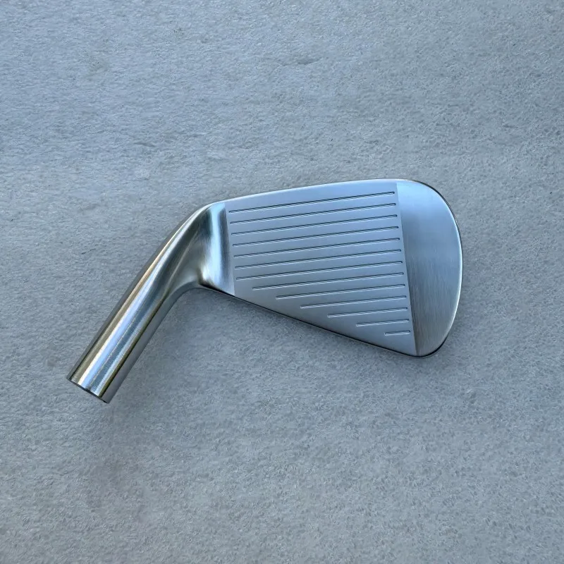 Kepala golf besi golf baja karbon Miu ra AS yang ditempa # 4- # P(7 buah)