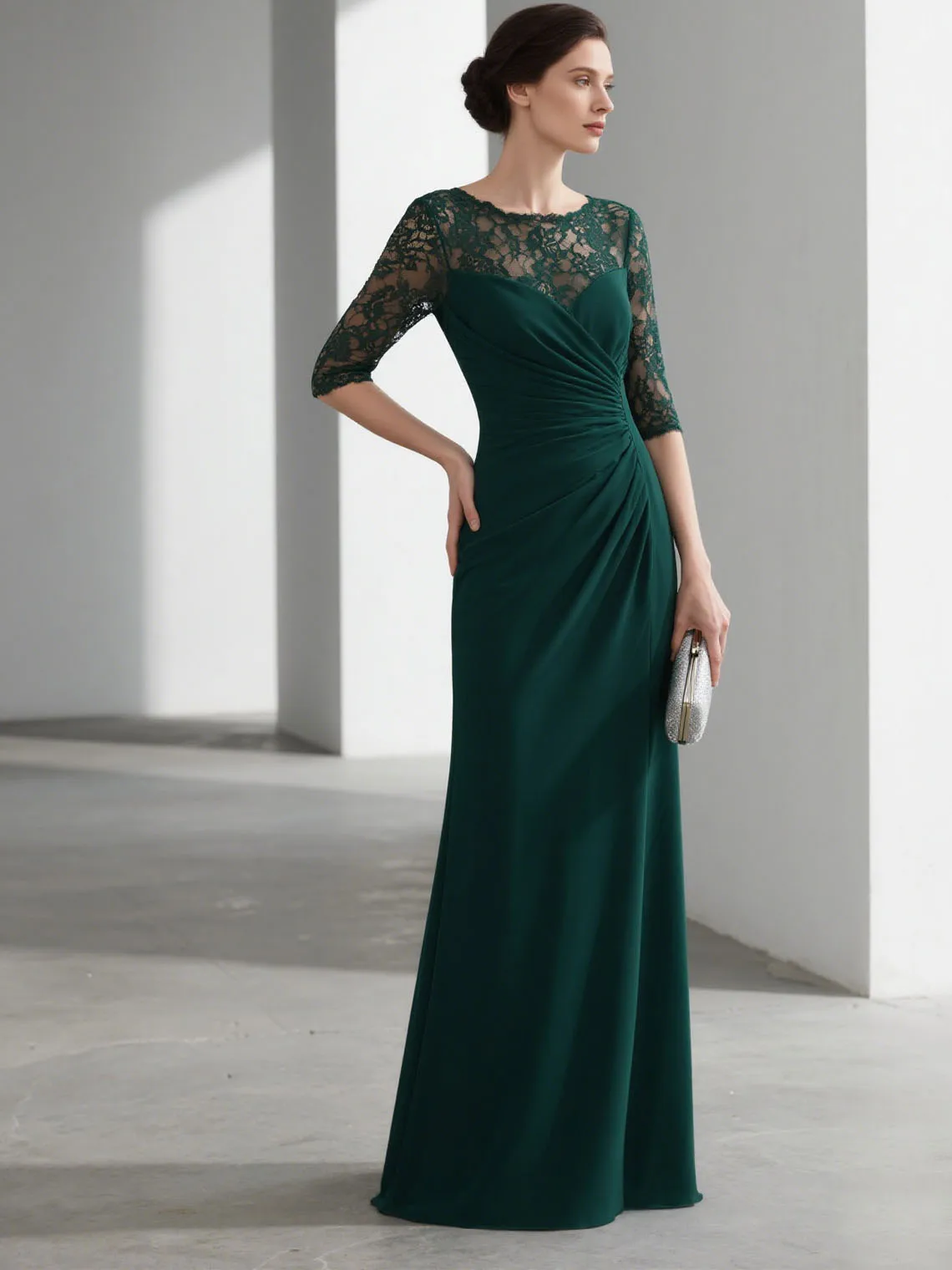 

Elegant Mother of the Bride Dress Sexy Scoop Neck Floor Length Stretch Fabric Appliques Wedding Guest Dress 2025 Free Customized