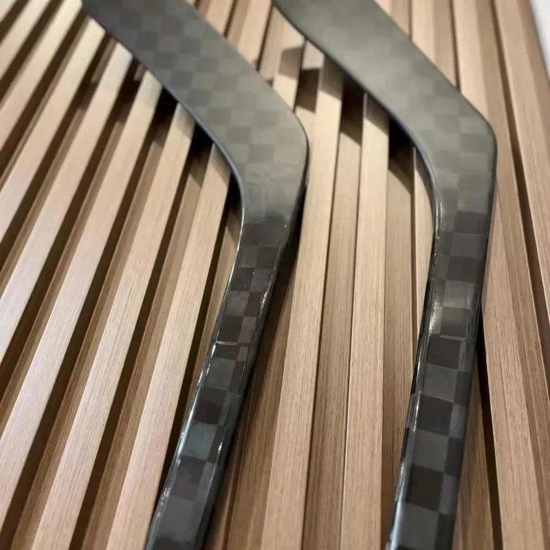 2026 China Factory Inventory High Quality Hockey Ice Hockey, Flexibility 70 75 85 95 105, Curvature P92 P28, 100% Carbon