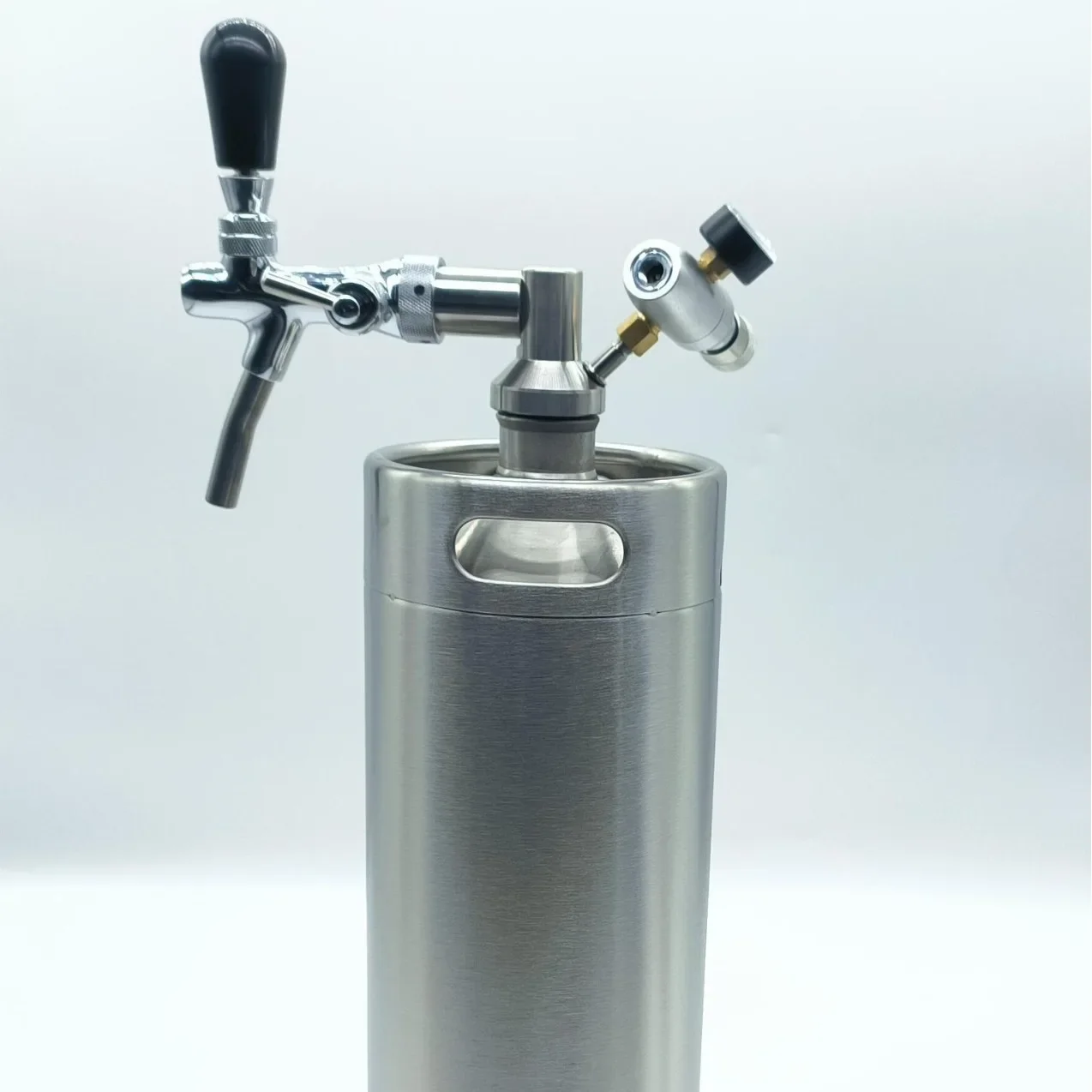 Suitable for 3.6L 304 stainless steel beer keg Baijiu keg beer keg, adjustable flow adjustable faucet beater cover