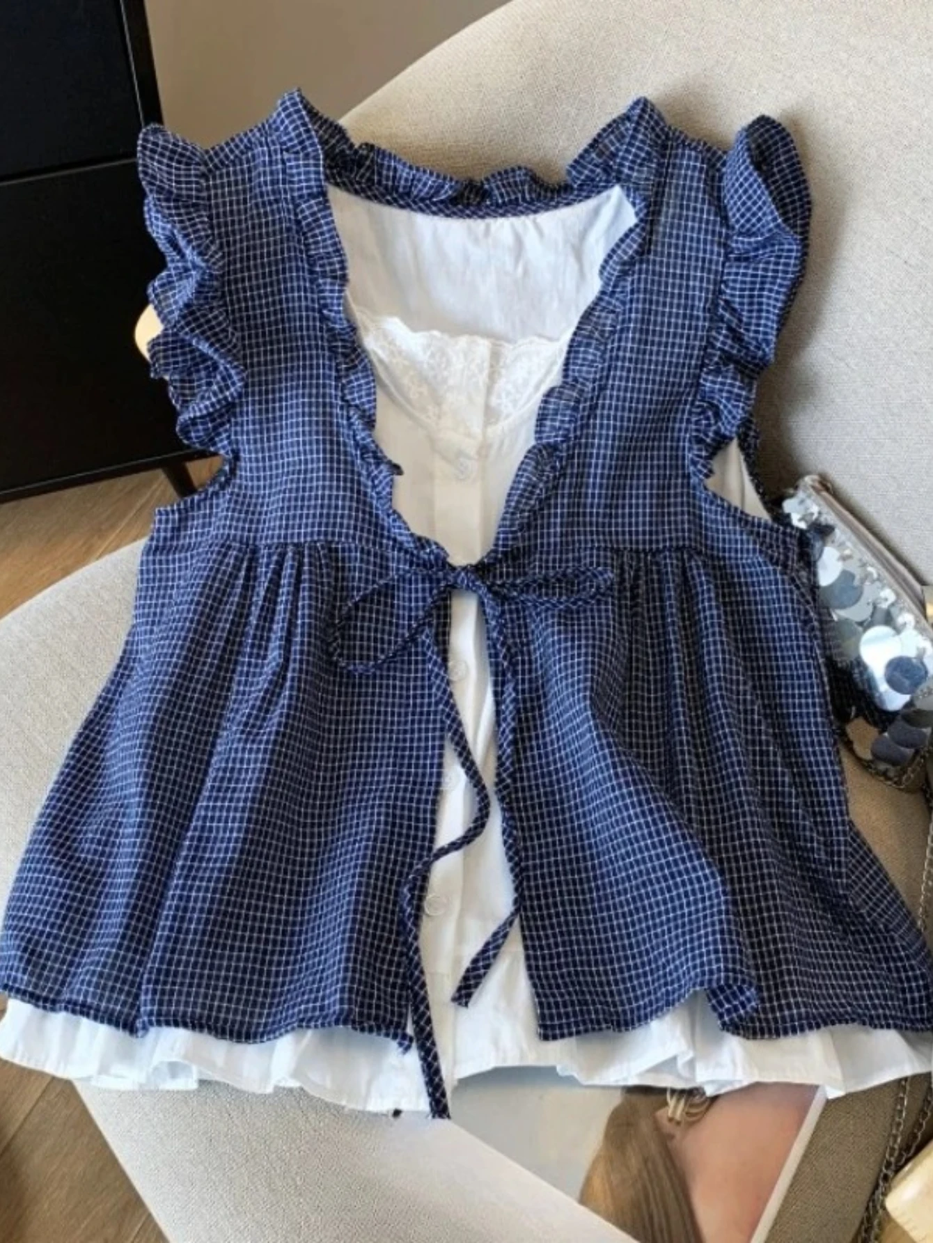 

Летняя женская блузка из 2 предметов с оборками, новинка 2025 года, кружевные лоскутные короткие рубашки без рукавов, женские топы на бретелях