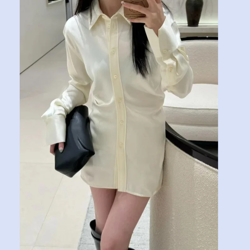 

Nordic niche satin women's 25 year early spring new style simple lapel single breasted waist cinched long sleeved top