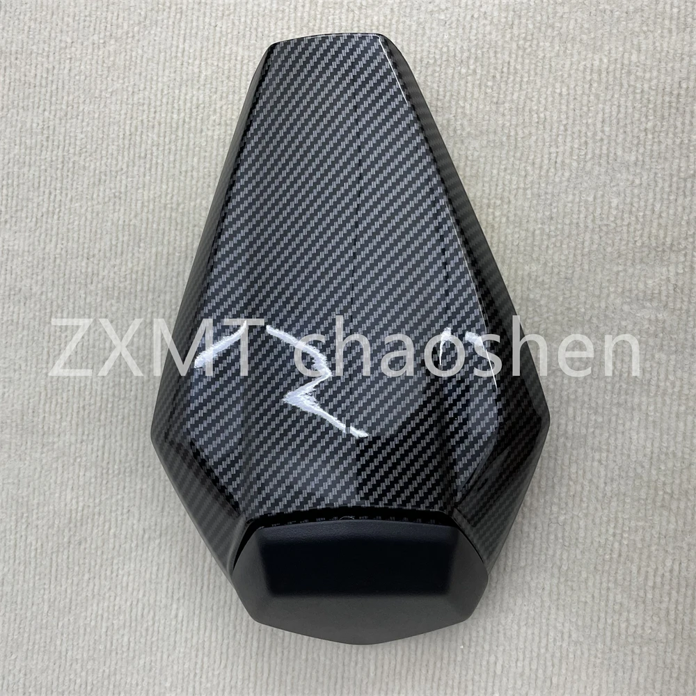 

The motorcycle is suitable for the carbon fiber painted rear hump and rear tailgate of Kawasaki Ninja 636 Ninja ZX-6R 2024 2025