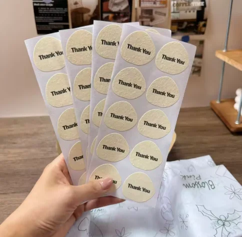 200pcs Customized Printing Texture Stickers Printed Labels Matte Texture Beige Sealed Logo Brand Stickers Labels
