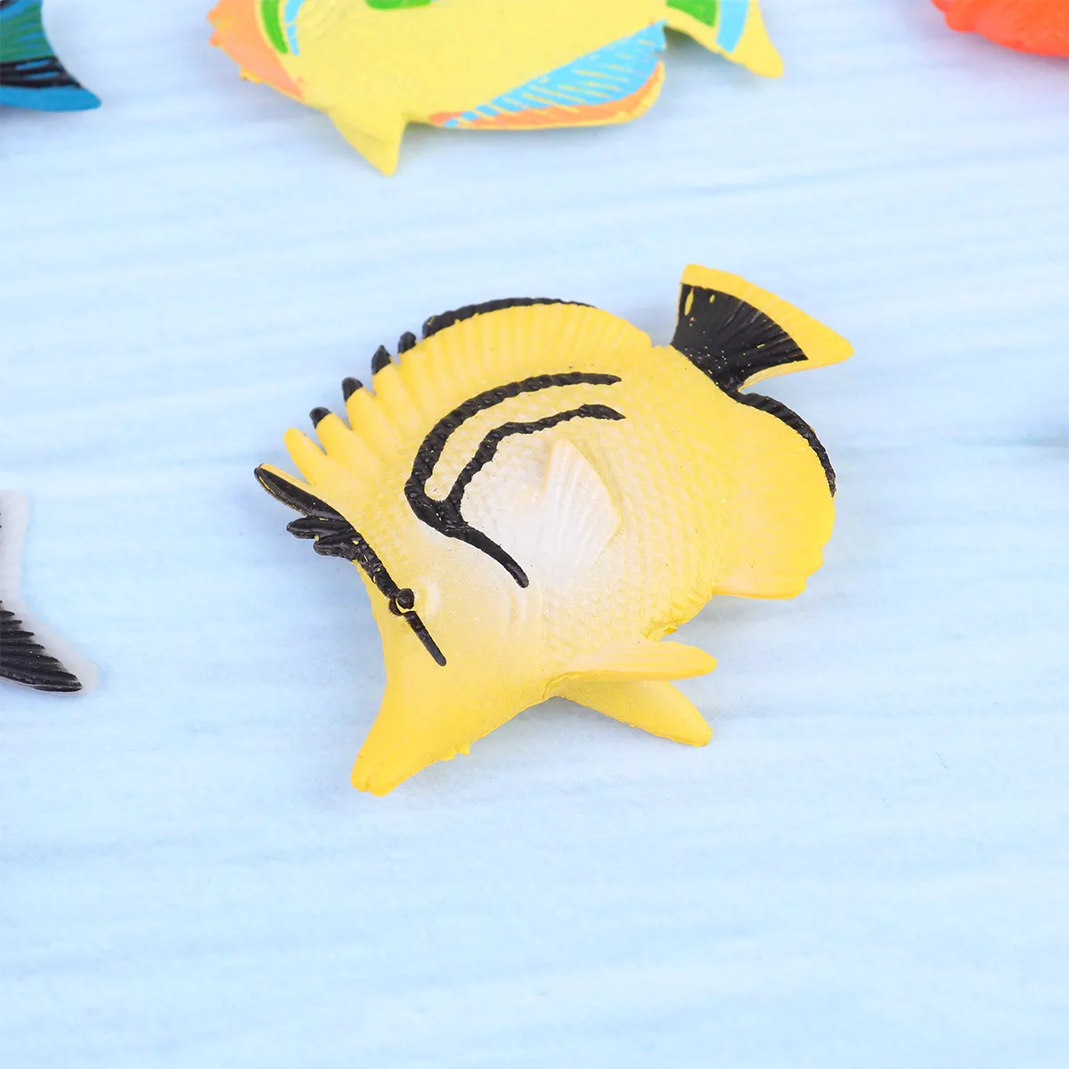 

1Set Solid Tropical Fish High Quality Colorful Lifelike Fish Collection for Kids Education Kids Toys