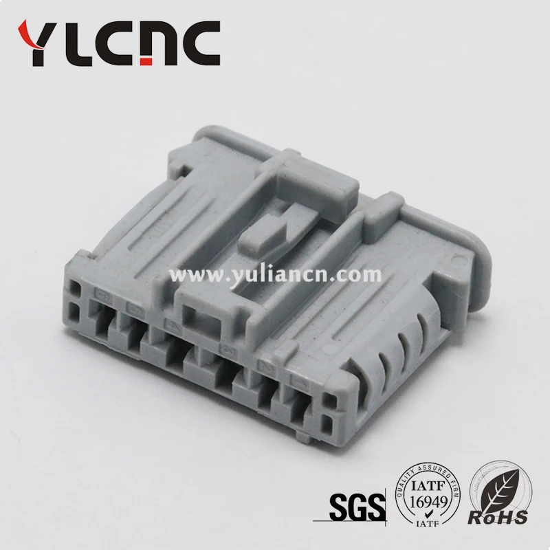 YLCNC factory direct sales 1Set 6Pin Automotive Rear Tail Lights Lamp Connector Wiring Plug For Citroen Peugeot 98821-1068