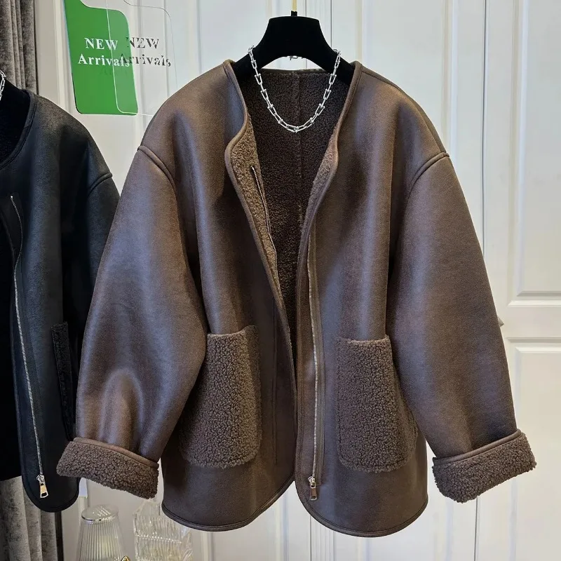 

Women's Autumn and Winter Zipper Pocket Patchwork Cardigan Round Neck Fashionable Casual Pu Leather Top