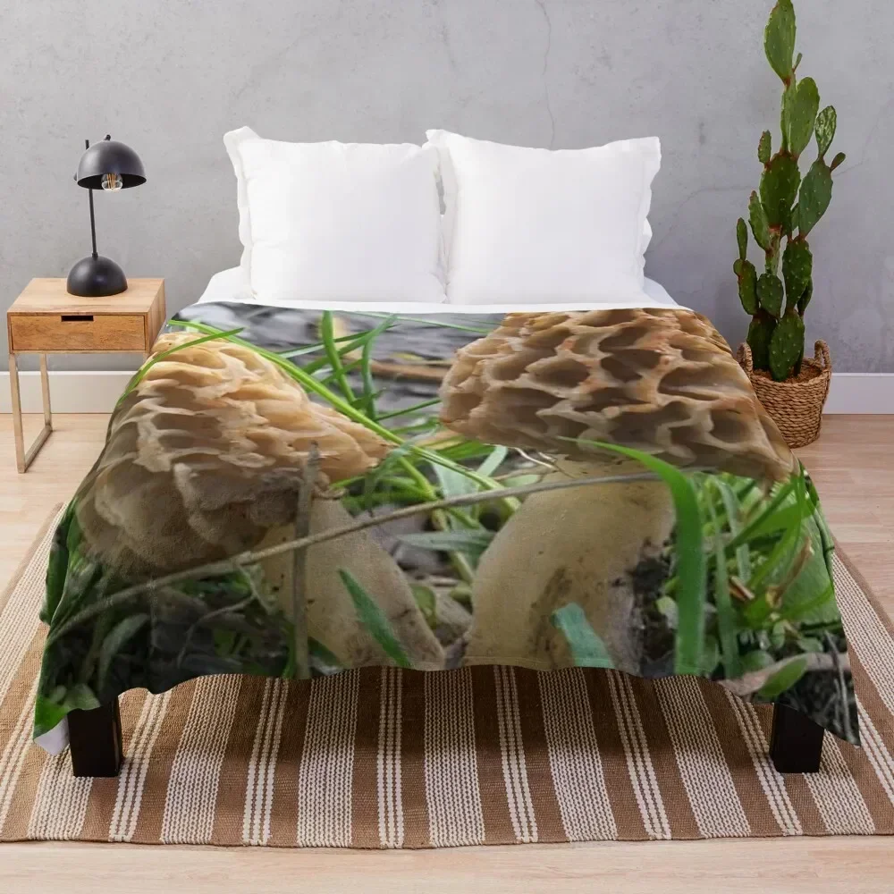 

Forest Morel Mushroom Throw Blanket Foldable Soft Warm Blanket for Outdoor Use