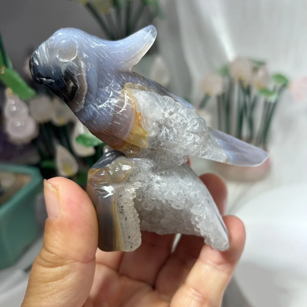 Natural Gray Agate Hand Carved Cockatoo Figurine, Crystal Parrot Bird Statue, Reiki Healing Stone Home Desk Decor Spiritual Gift