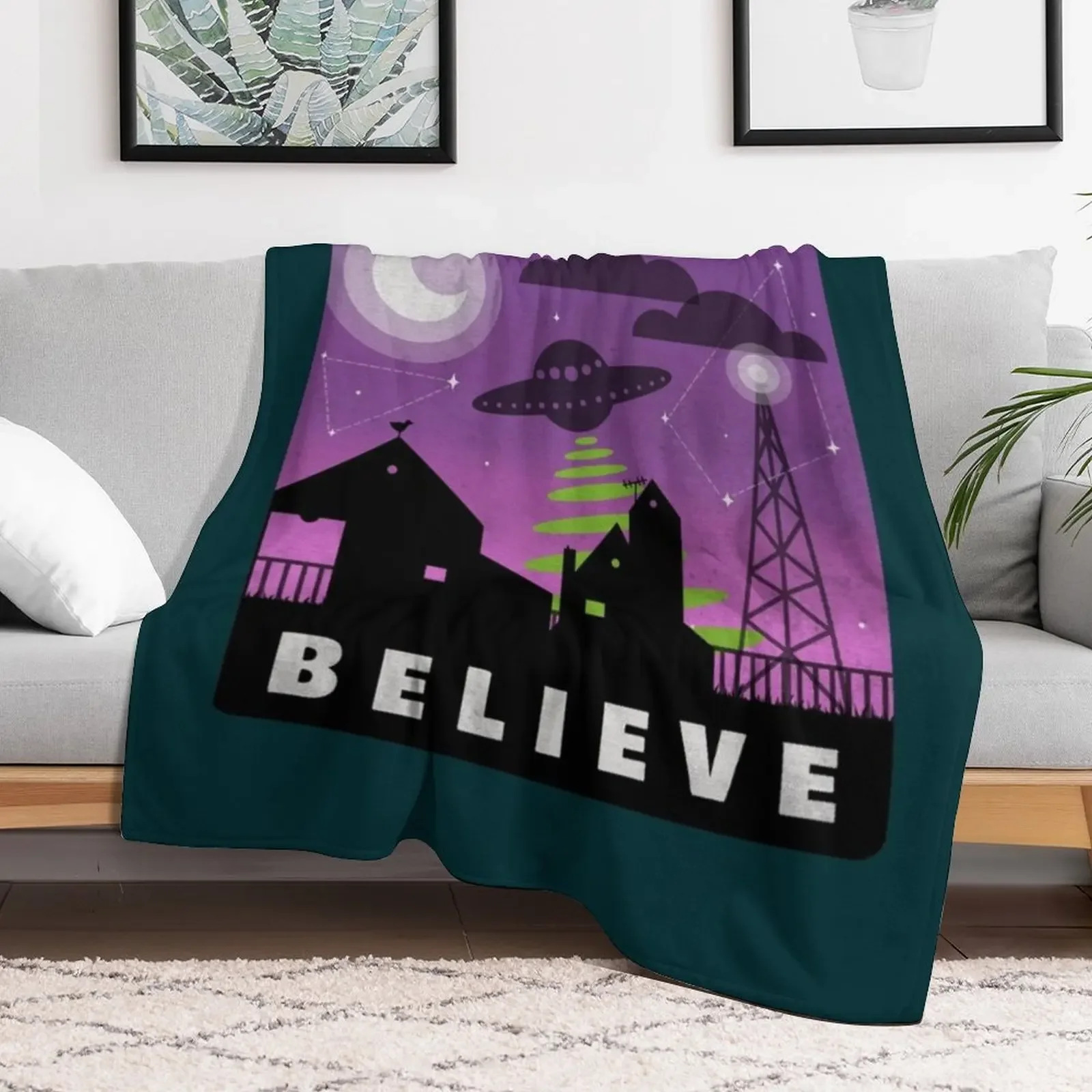 New Believe in aliens village nightscape Throw Blanket Heavy warm for winter Cute Blankets