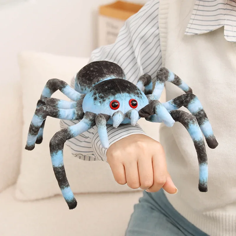 

Nice Realistic Tarantula Spider Plush Toy 7 Styles Spooky Stuffed Animal Doll Forhalloween Decor, Prank Gifts And Party Favors