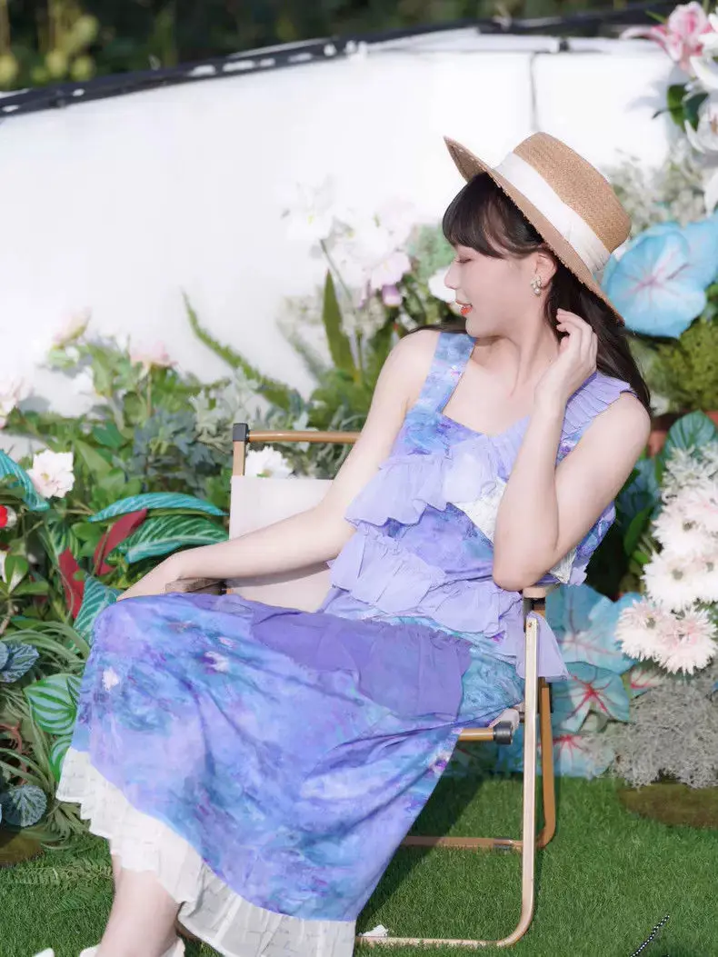 French retro oil painting, first love, summer new style, camisole, irregular dress, design sense  dress for women