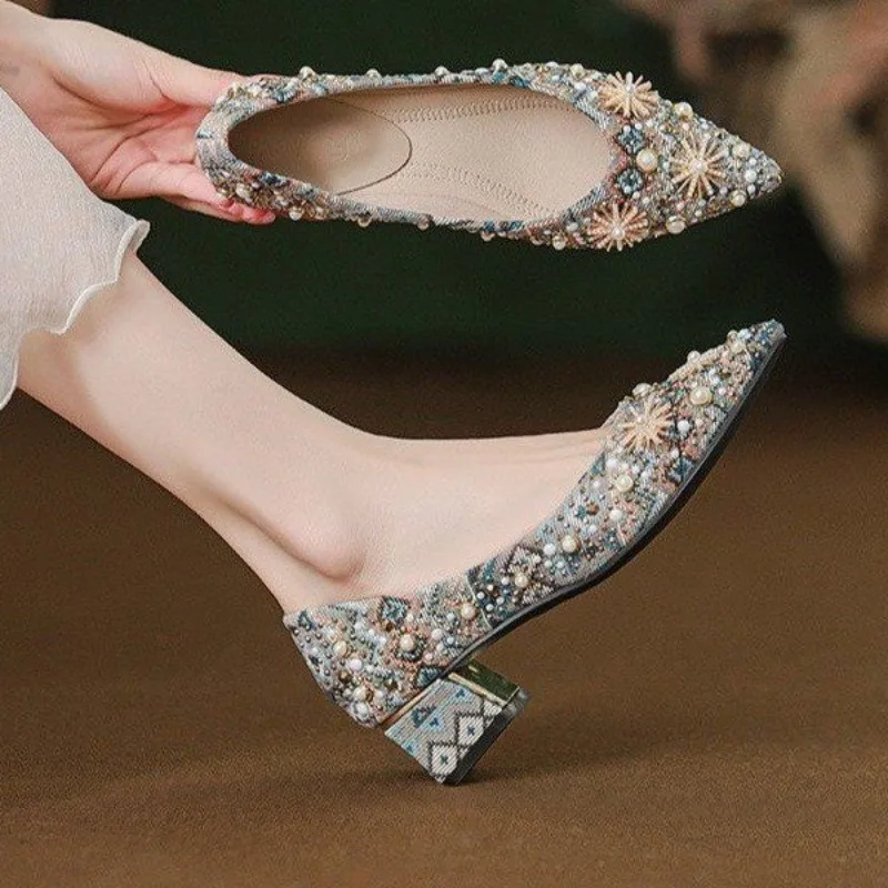 Vintage Ethnic Women Pumps Handmade Pearl Rhinestone Embroidery Sunflower Decor Low Block Heel Wedding Guest Party Shoes