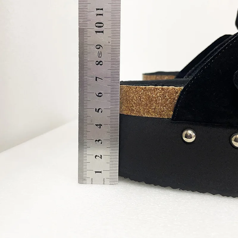 6.5cm Brown Chunky Heels Slippers Women Punk Rivet Platform Sandals Summer Round Toe Black Genuine Leather Casual Shoes