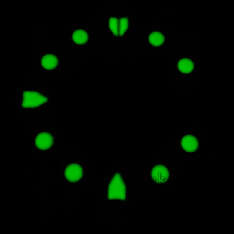 28.6mm Blue Green Red and white Watch Dial Green Luminou Fit NH34 NH35 Movement Fit 3 O\'Clock Crown 3.8 O\'Clock Crown