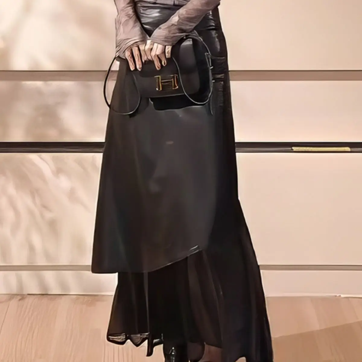 American high-waisted retro skirt leather skirt 2025 early spring autumn and winter hem new splicing slim dress