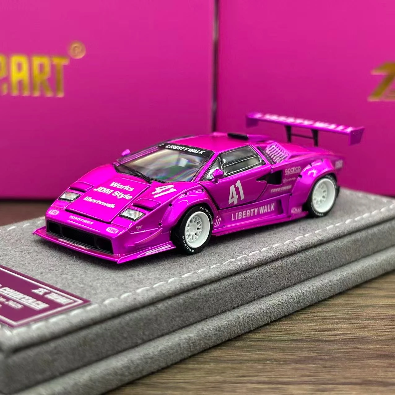 

TopArt 1:64 Malaysia LBWK Countach Pink Color Diecast Model Car In 2025