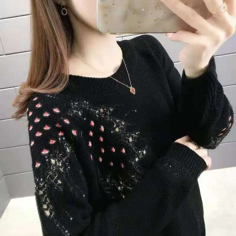 New Loose Spring and Autumn Women\'s 2024 Splicing Hollow O-Neck Fashion Embroidery Knitted Versatile Casual Long Sleeve Tops