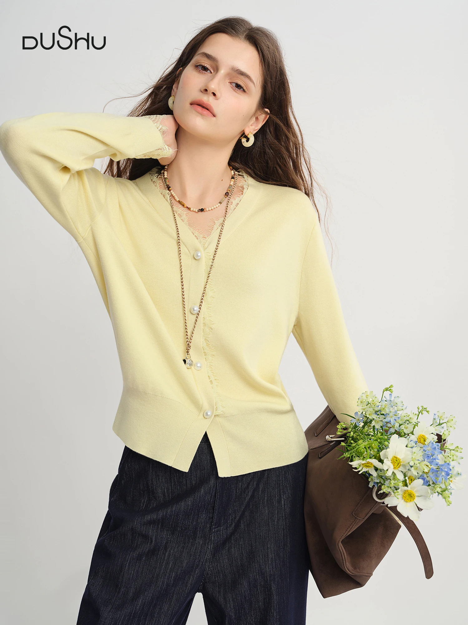 

DUSHU Plus Size Lace Trimmed Knit Cardigan Women 2025 Autumn New Arrival V-Neck Yellow Top Elegant Blouse Fashion Outerwear