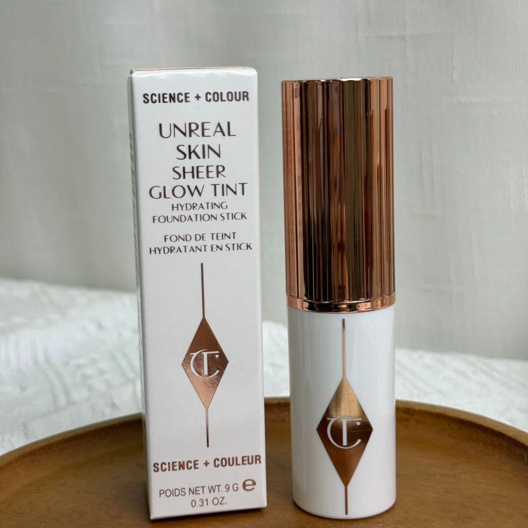 Charlotte Tilbury Complexion Perfector Liquid Radiant&Cushion Foundation Dewy&Lip Gloss Plumping Non Sticky Long Lasting Wear image 3