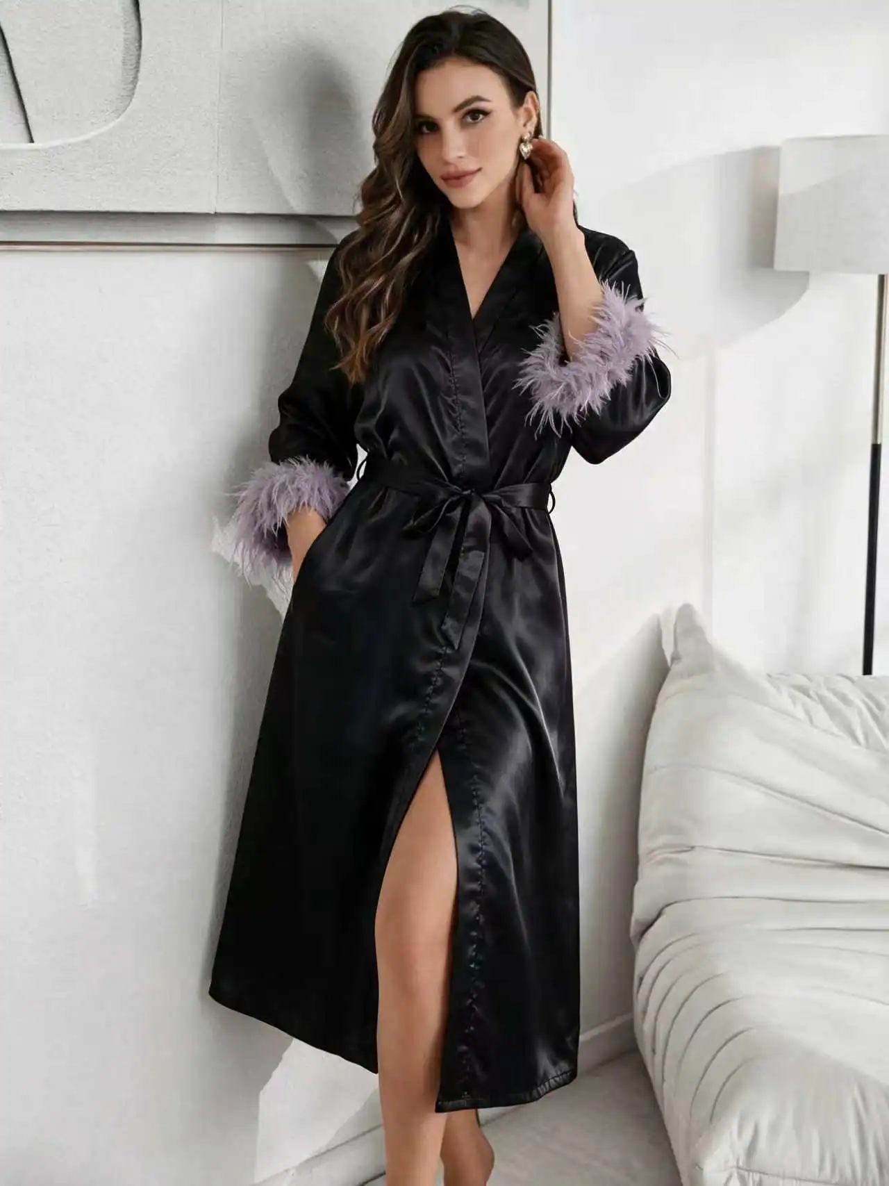 Women's comfortable and elegant black satin nightgown, purple raw edge cuffs embellished with a sense of high quality. This high-end pajamas can be worn as a nightgown in the hotel or outside.
