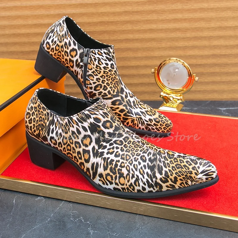 2025 حار نمط الرجال ليوبارد طباعة المتسكعون مكتنزة عالية الكعب الجانب سستة فستان أحذية الترفيه اليدوية أحذية الحفلات الخريف