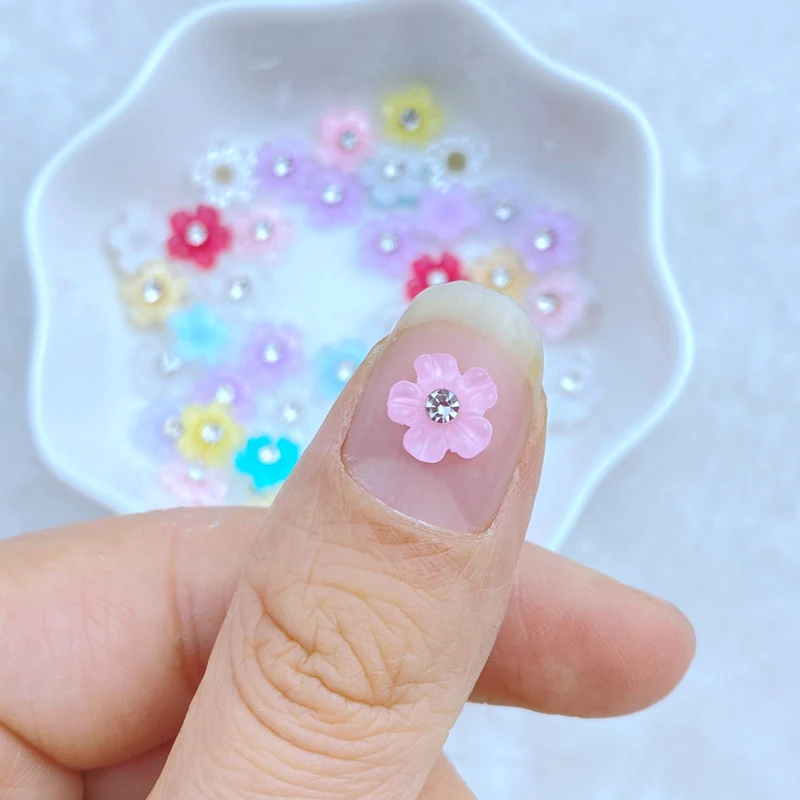 50pcs 3D Charms Kawaii Mini Diamond Flower Nail Art Jewelry Manicure accessori per la decorazione delle unghie