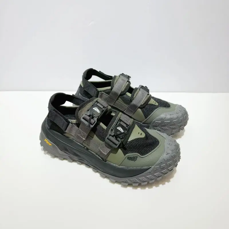 

Men's Golf Sandals Comfortable and versatile outdoor turf trainers Non-slip golf training shoes Unisex walking shoes