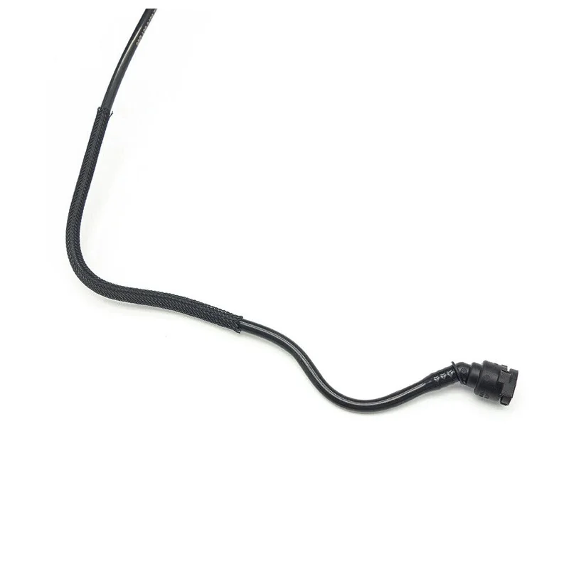 Coolant Tank Overflow Pipe Engine Coolant Radiator System Part For BMW 1-2-3-4 CLASS F20 F21 F31 F34 F36 17128570061