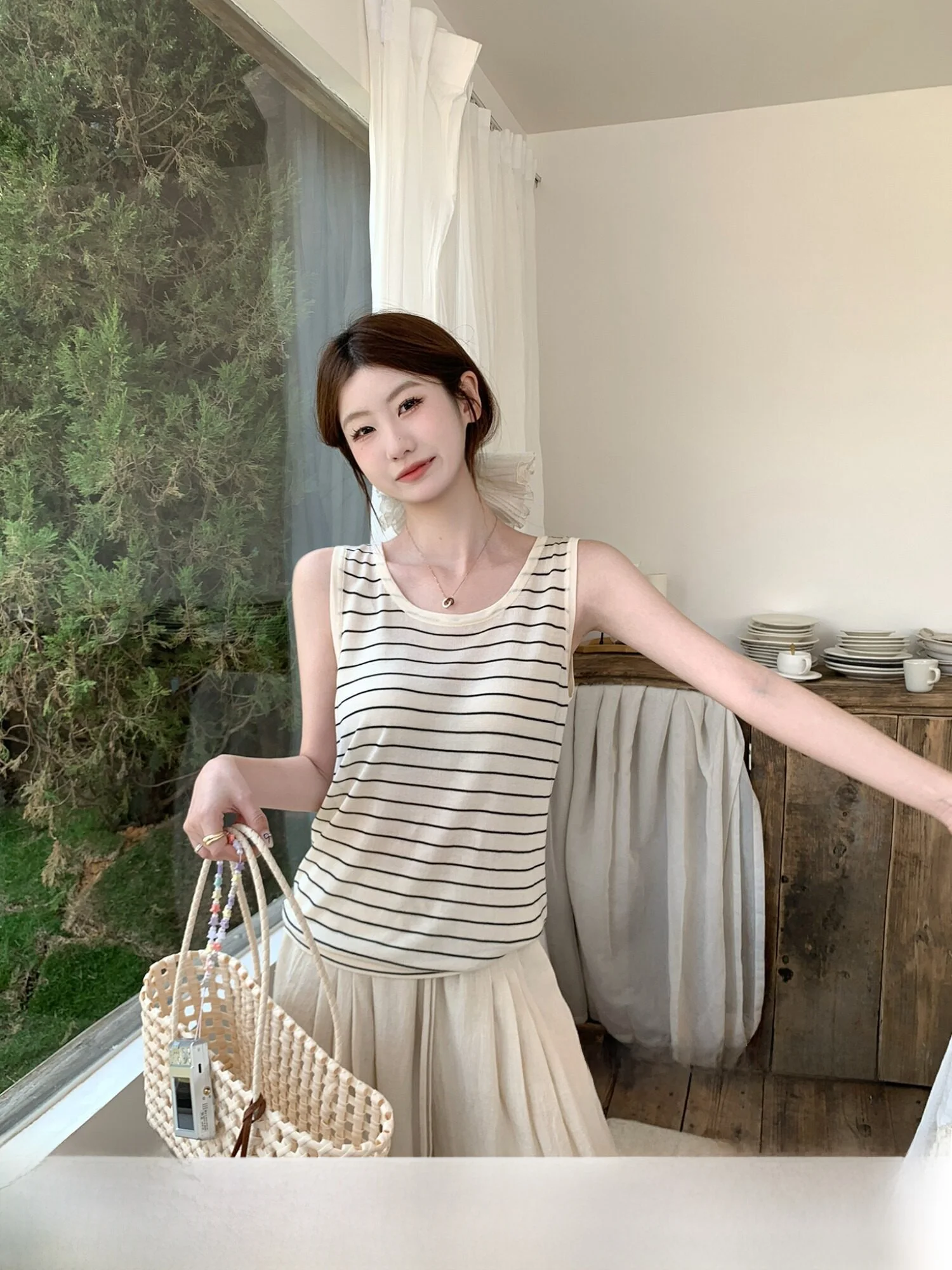 

Ladies Casual Sle Thin Transparent Strapl Vest Spring 2026 New Loose Fit round Ne Svel Inner Wear Top