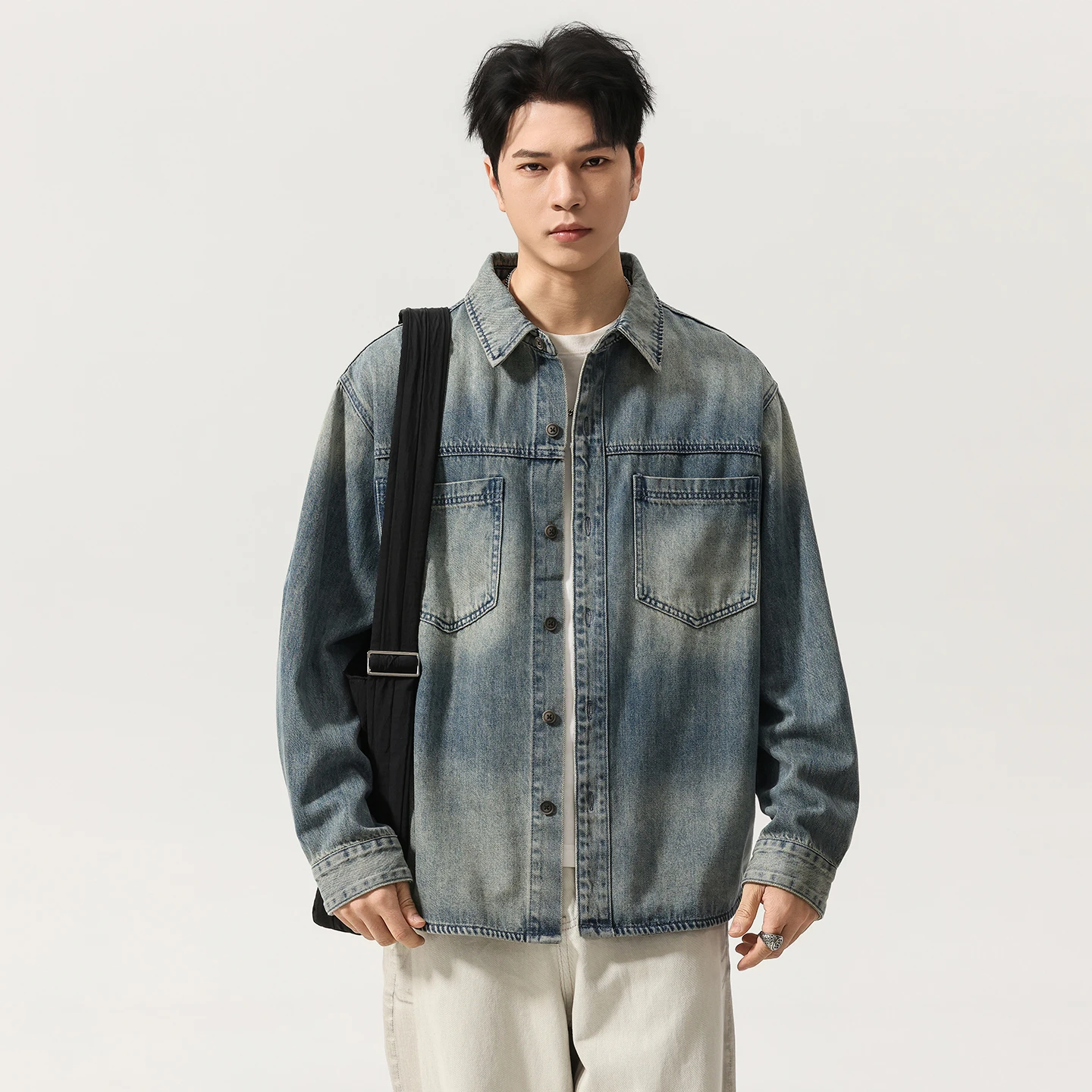 Men American Retro Splice Pocket Loose Casual Long Sleeve Denim Cargo Shirt Cityboy Streetwear Fashion Plus Size Shirts Coat