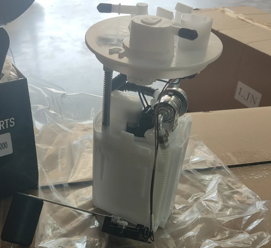 Auto Electric Fuel Pump Assembly OEM 31110-0X000 For Hyundai I10 08-13 311100X000 High Quality Car Fuel Pump Module Unit