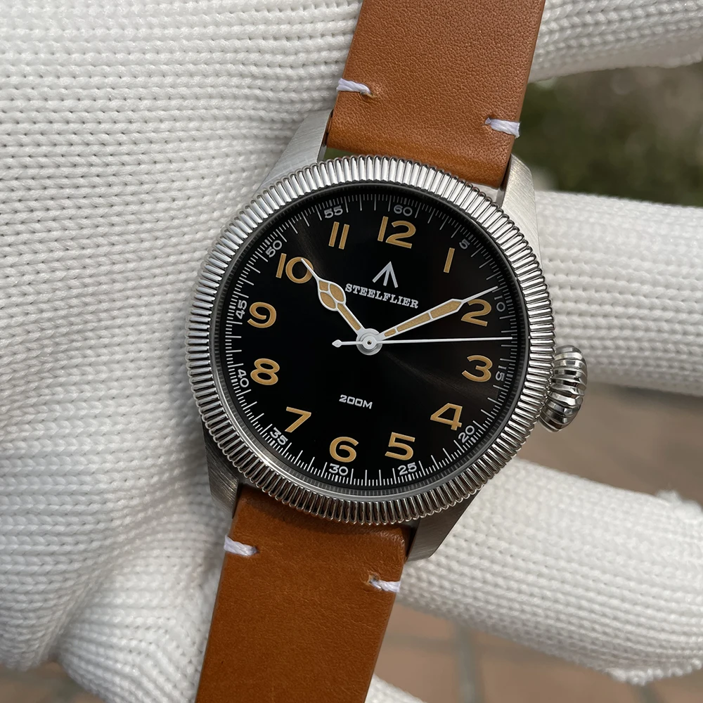 STEELFLIER Offizielle SF741 klassische Quarz-Armbanduhr, Souvenirs, Saphirspiegel, VH31, stumm, 200 m wasserdicht, luxuriöse Leuchtuhr – Detail 16