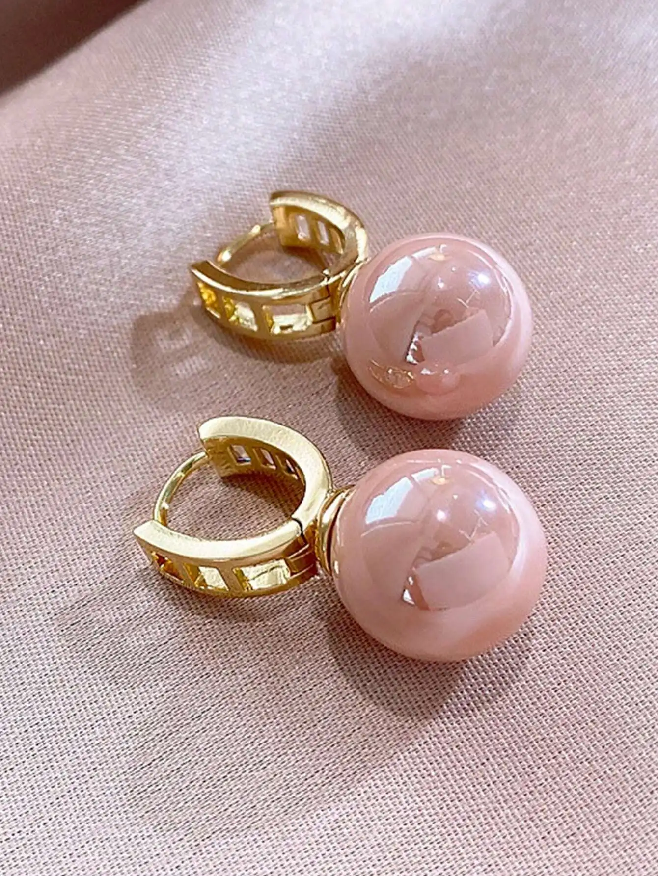 Thumbnail 4 - #20 Latest Hoop Earrings Offers