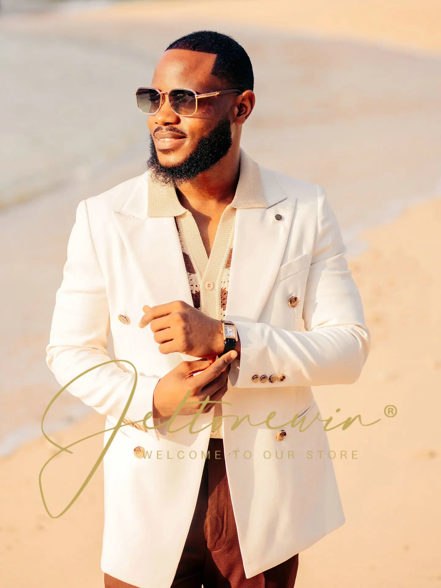 

Men's White Double Breasted Suit with Brown Trousers Two Piece Set Slim Fit Formal Wear for Wedding Groomsmen Beach Party