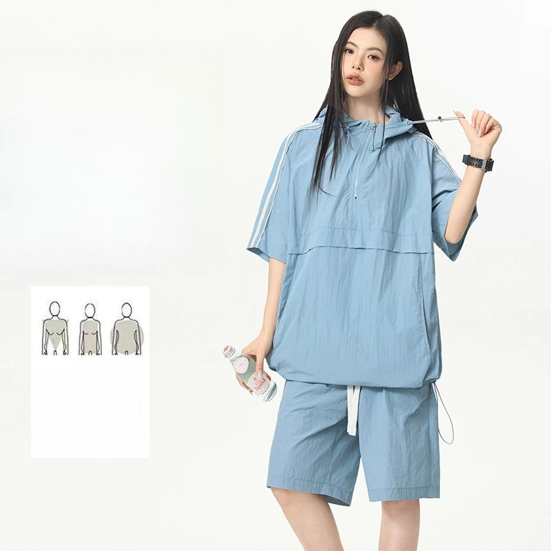 completo-fitness-da-donna-top-con-cappuccio-e-mezza-zip-a-maniche-corte-pantaloncini-con-coulisse-asciugatura-rapida-traspirante-set-2-pezzi-per-allenamento-e-palestra