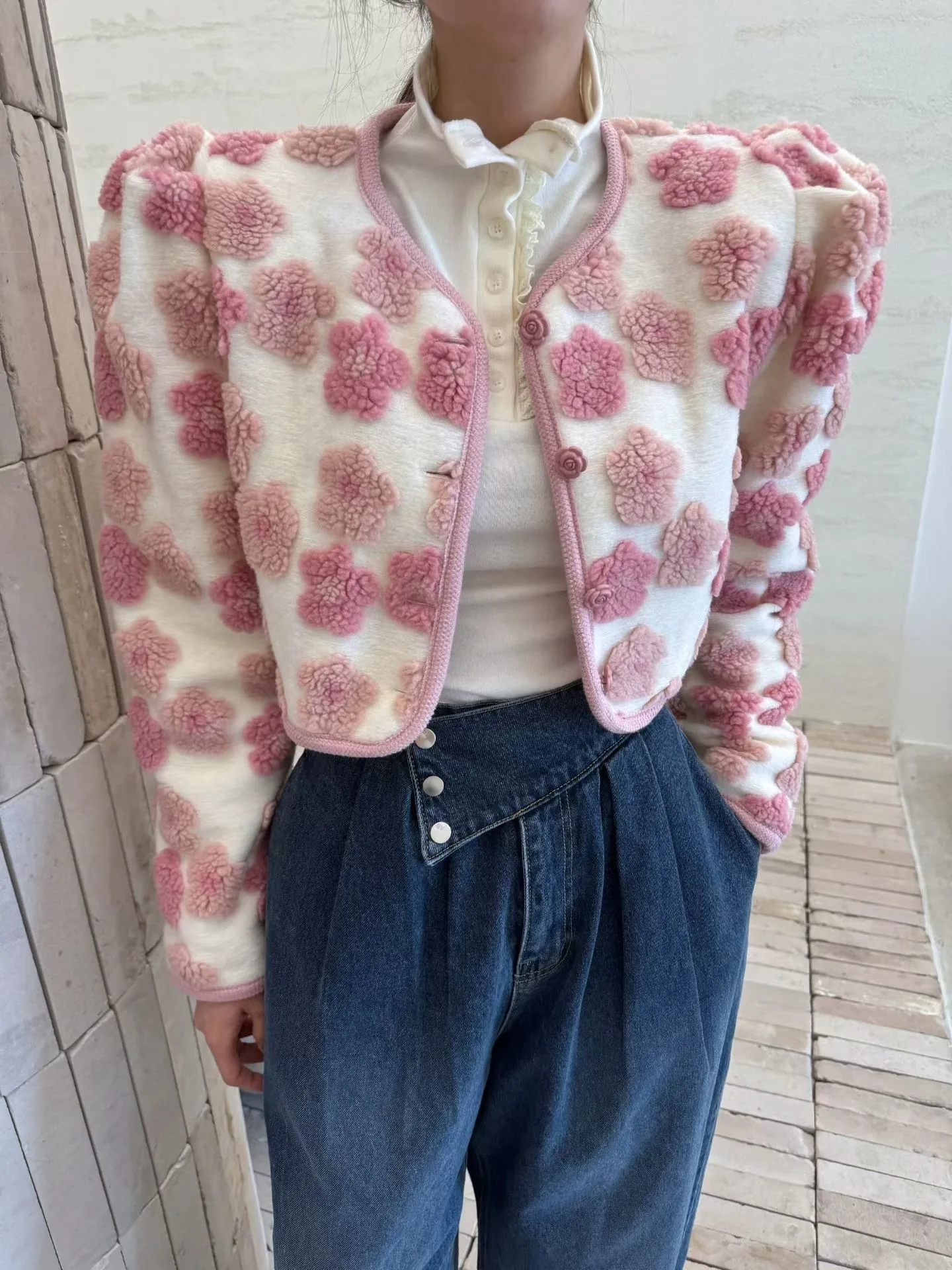 

Ele ort Lamb Fur Jaet Women's Design Sensation Contrast Color 3D Flower Single Button Winter New Sle Commute Wind