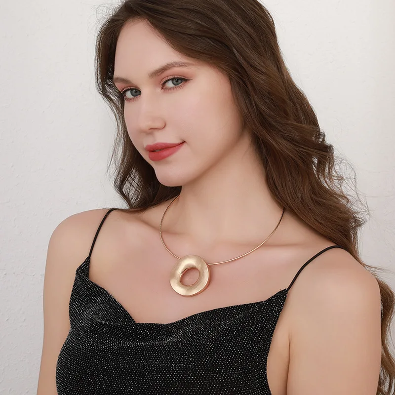 

Kaseakia Chunky Big Large Statement Hoop Metal Alloy Pendant Choker Collar Necklace for Women