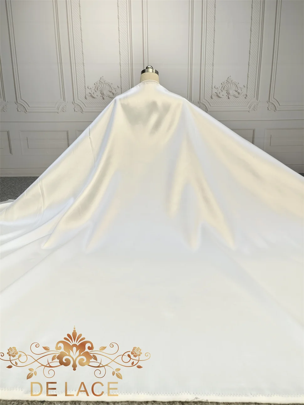 

High Quality Satin Fabric Ivory Soft Satin Fabric for Bridal Wedding Dresses