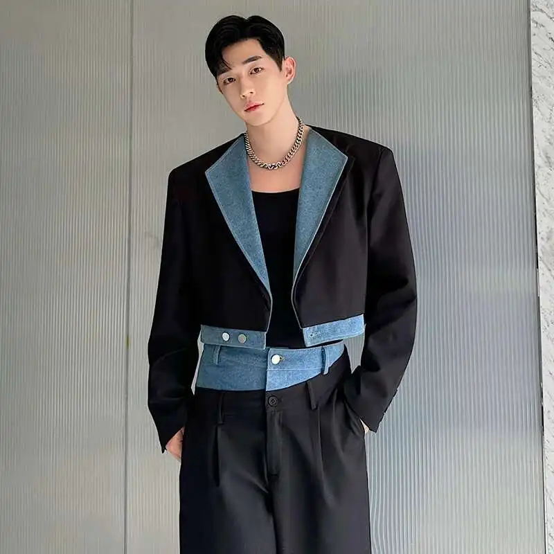 Abito da uomo alla moda in denim impiombato con colori a contrasto, blazer in due pezzi, set di pantaloni larghi dritti a vita alta