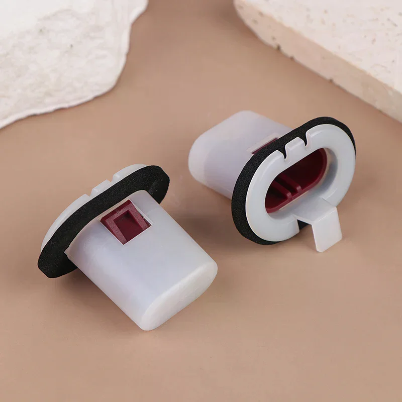 2Pcs Rear - Seat Buckle Retainer Clips For March Sylphy Sunny Livna Tiida 883042DX0A
