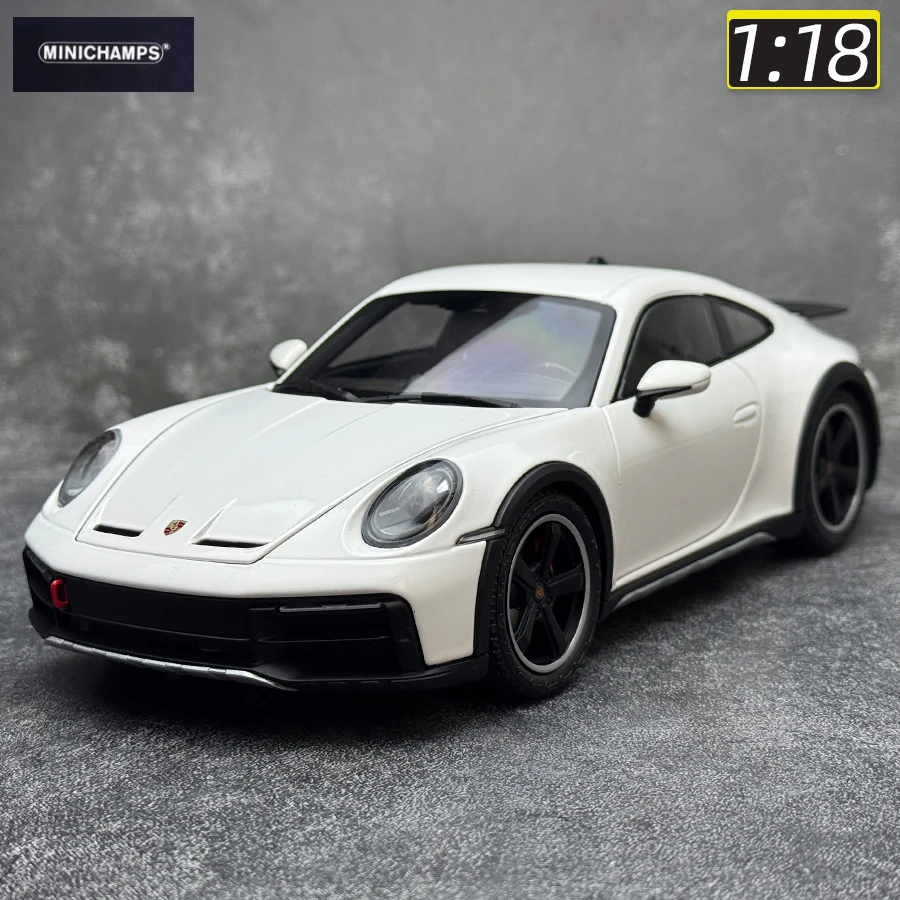 ミニシャンズ ダイキャストモデル 1:18 スケール 新しい 911 ダカール