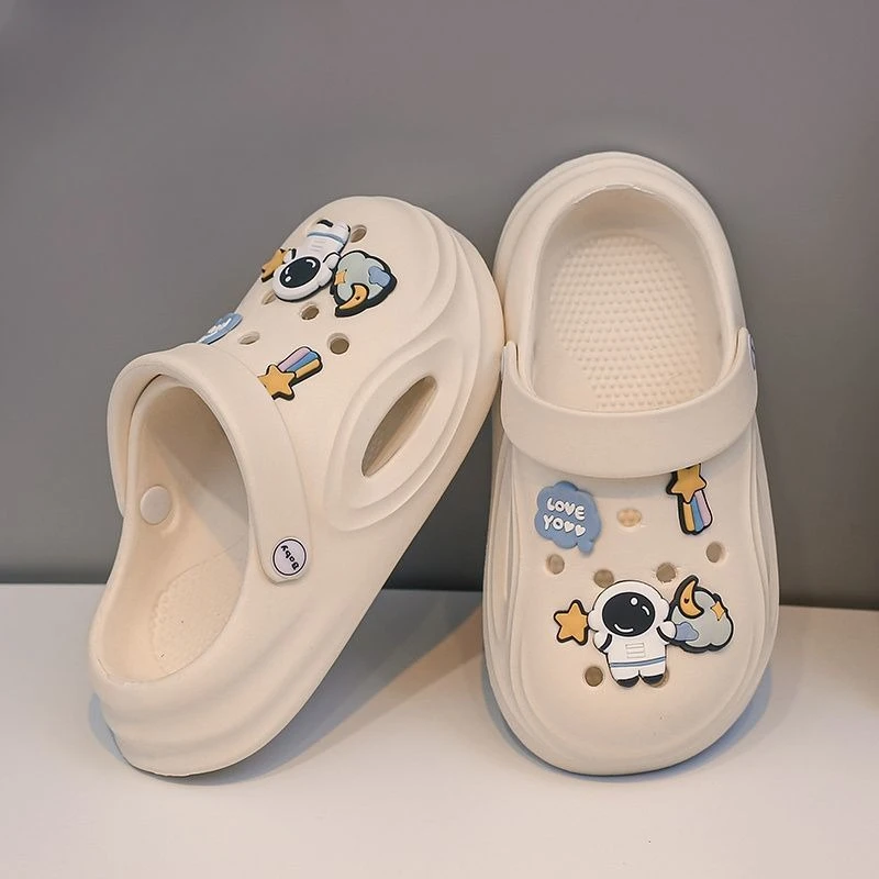 2026 New Summer Kids Slippers Cartoon Closed-Toe Sandals Non-Slip Outdoor Wearable Unisex Children's House Shoes