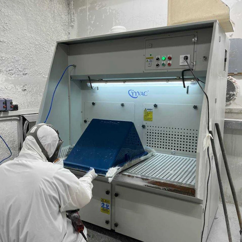 Industrial Dust Collector Suppliers  1.6 Meter Polishing Welding Smoke Extraction Filter Downdraft Extractor