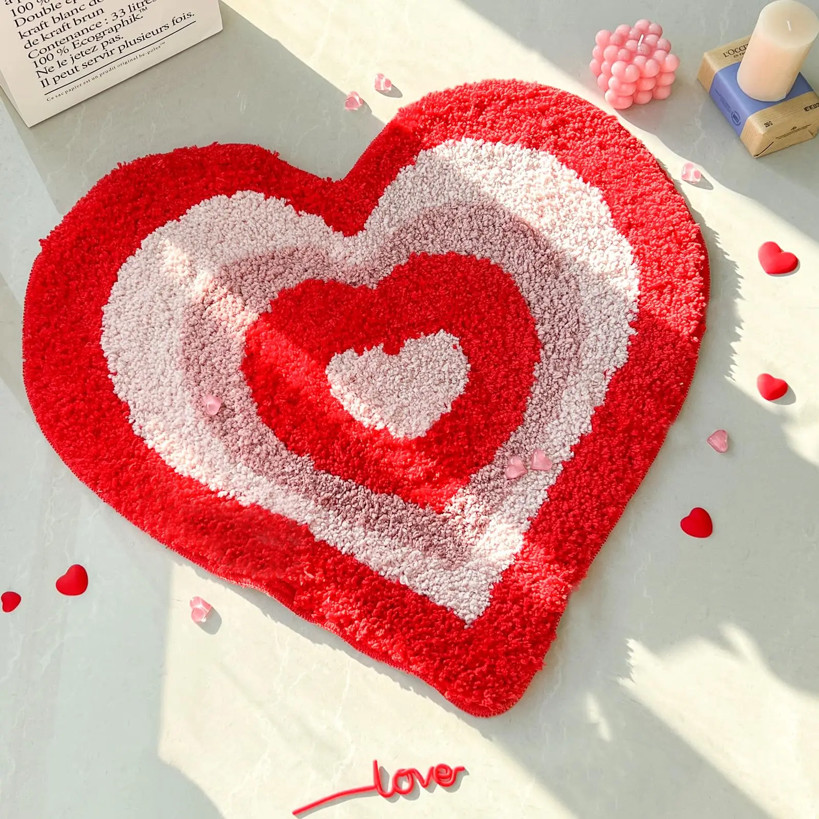 VIKAMA Herz-Badematte, roter herzförmiger Badezimmerteppich, Liebesteppiche für Mädchen und Frauen, Akzent, Valentinstagsgeschenk, Wohnzimmer, Schlafzimmer, Heimdekoration