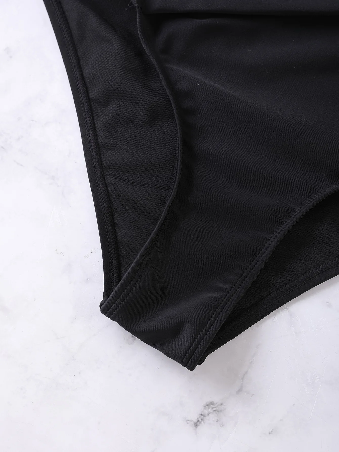 2025 ใหม่เซ็กซี่ One-piece บิกินี่ผู้หญิงสลิงชุดว่ายน้ํา Backless Drawstring ชุดว่ายน้ําฤดูร้อนแน่น Push Up ชุดว่ายน้ําชายหาด