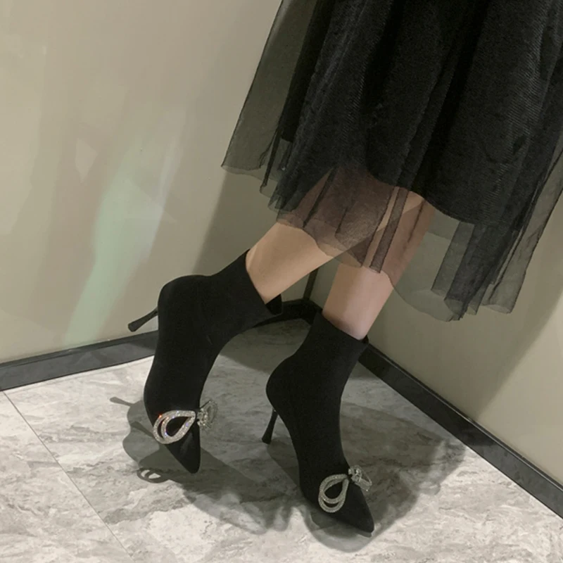 Nuova tendenza inverno stivali di lusso in cristallo scamosciato moda stivali Chelsea Goth tacchi alti scarpe caviglia 2024 stivali Casual Chaussure