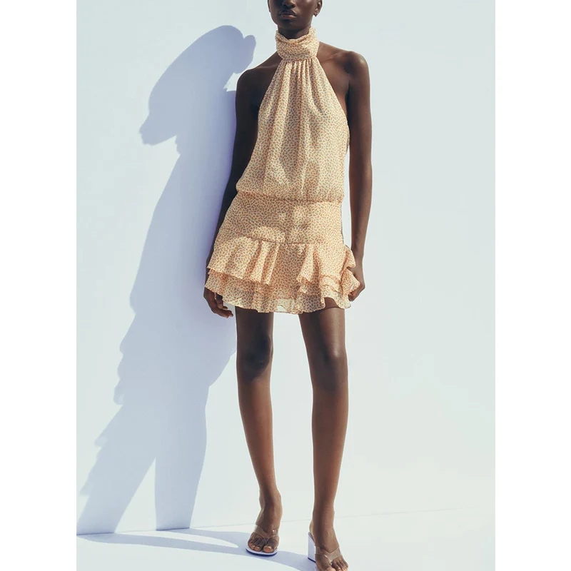 فستان نسائي صيفي جديد بظهر مكشوف وطباعة مع ياقة معلقة وطبقات متعددة للارتداء الداخلي بأسلوب تنورة خيالية وخصر طبيعي