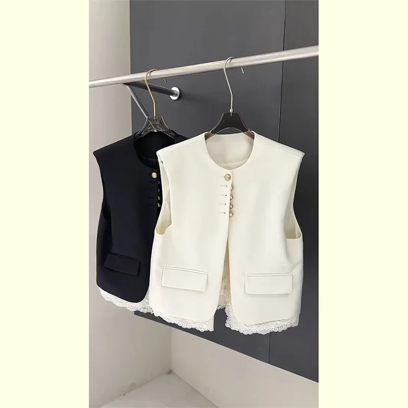 Blazer de mujer de dos piezas con encaje bordado a la moda para primavera y verano, con un nuevo look moderno y un estilo elegante.